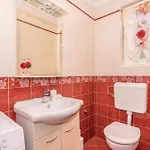 2 Bedroom Gorgeous In
