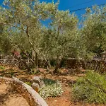 2 Bedroom Gorgeous In *