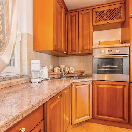 2 Bedroom Gorgeous In